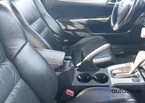 2005 Honda Accord 2.4 Ex z USA, uszkodzony, nr VIN 1HGCM72655A006844